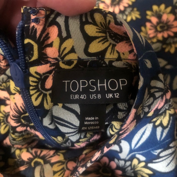 Adorable Topshop Tank - Picture 4 of 4